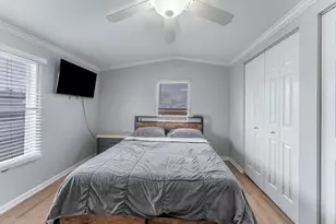 106 8th Ave, Bartlett, IL 60103 - Photo 12