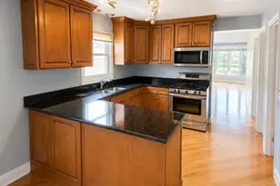 7942 W Addison St, Chicago, IL 60634 - Photo 6