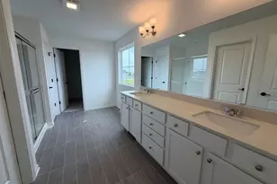 737 Fairfield Dr, Oswego, IL 60543 - Photo 16