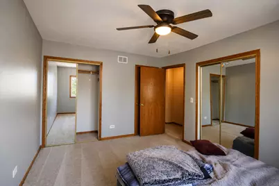 2212 Susanna Way, Crest Hill, IL 60403 - Photo 18