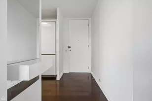 340 W Diversey Pkwy, Chicago, IL 60657 - Photo 2