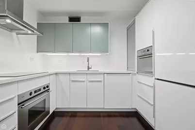 340 W Diversey Parkway #2817, Chicago, IL 60657 - Photo 4