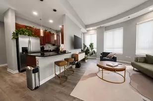 [Address not provided], Chicago, IL 60646 - Photo 4