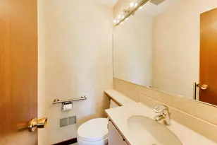 103 Cottonwood Rd, Northbrook, IL 60062 - Photo 20