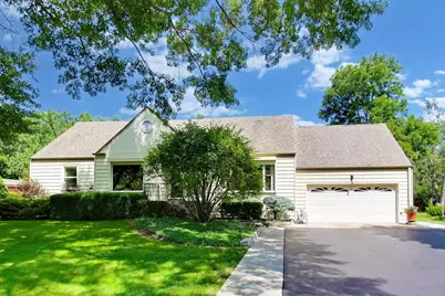 103 Cottonwood Road, Northbrook, IL 60062 - Photo 1