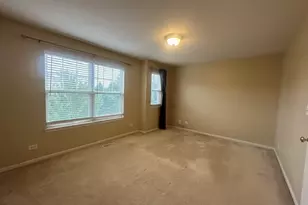 3376 Bradbury Cir, Aurora, IL 60504 - Photo 8