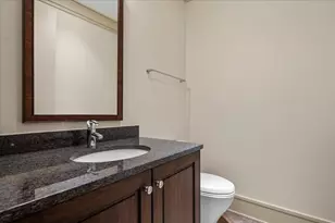 2 Bridlewood Rd, Northbrook, IL 60062 - Photo 40