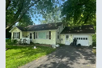 3707 N Fairview Avenue, Johnsburg, IL 60051 - Photo 2