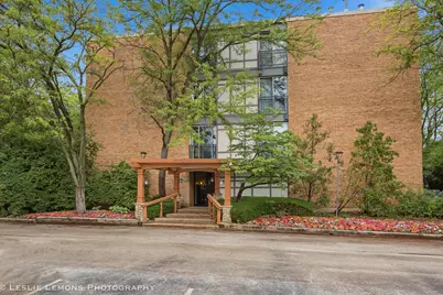 1833 Four Lakes Avenue #3M, Lisle, IL 60532 - Photo 1