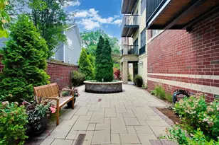 1107 Greenleaf Ave, Wilmette, IL 60091 - Photo 2