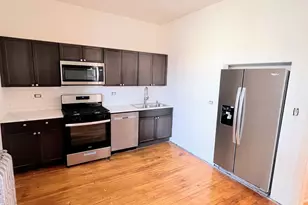 3212 W Altgeld St, Chicago, IL 60647 - Photo 2