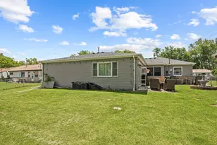 60 Arizona Ln, Hoffman Estates, IL 60169 - Photo 22