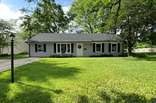 136 Saugatuck Rd, Montgomery, IL 60538 - Photo 1