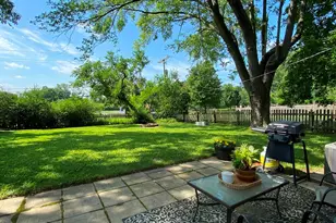 136 Saugatuck Rd, Montgomery, IL 60538 - Photo 10