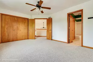 69 N Lambert Rd, Glen Ellyn, IL 60137 - Photo 16