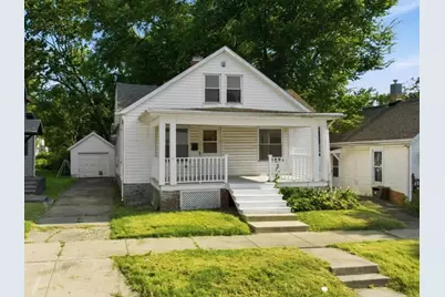 710 W Jefferson Street, Bloomington, IL 61701 - Photo 2