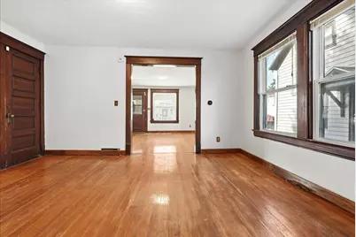 710 W Jefferson Street, Bloomington, IL 61701 - Photo 10