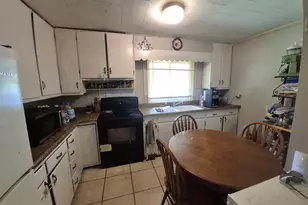 2313 Glenwood Ave, Eldorado, IL 62930 - Photo 10