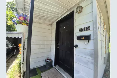 2313 Glenwood Avenue, Eldorado, IL 62930 - Photo 2