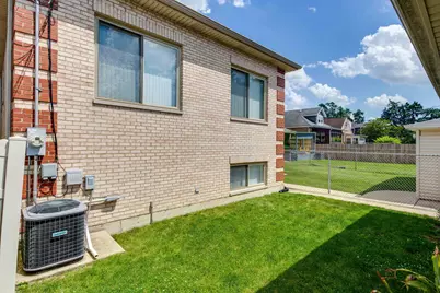 2540 Hessing Street, River Grove, IL 60171 - Photo 26