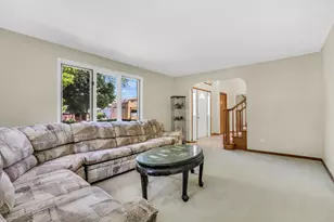 8444 Morton Ave, Morton Grove, IL 60053 - Photo 4