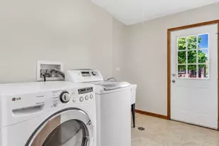 8444 Morton Ave, Morton Grove, IL 60053 - Photo 18