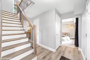 1111 Plum Grove Cir, Buffalo Grove, IL 60089 - Photo 22