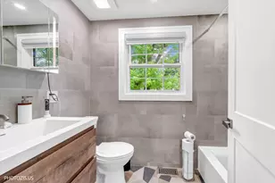 1111 Plum Grove Cir, Buffalo Grove, IL 60089 - Photo 28