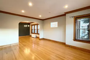 4943 N Marmora Ave, Chicago, IL 60630 - Photo 2
