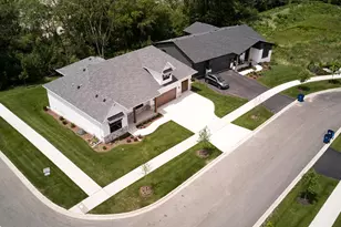 495 Cora Ln, Saint Charles, IL 60174 - Photo 44