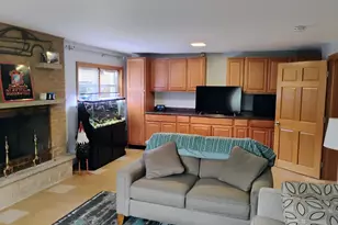 904 S Edward St, Mount Prospect, IL 60056 - Photo 12