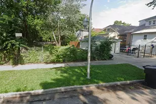 451 N Avers Ave, Chicago, IL 60624 - Photo 1