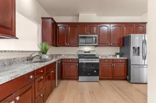 17 Mashie Ct, Woodridge, IL 60517 - Photo 8