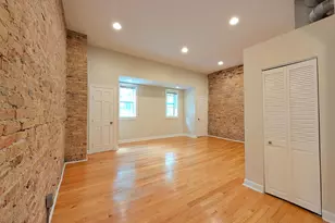 2048 W Evergreen Ave, Chicago, IL 60622 - Photo 6