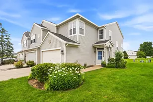 189 Malibu Dr, Romeoville, IL 60446 - Photo 1