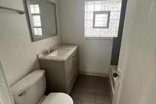 3008 W Cullom Ave, Chicago, IL 60618 - Photo 6
