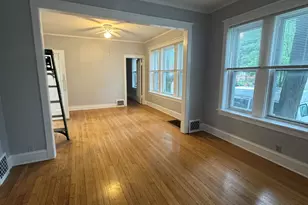 3008 W Cullom Ave, Chicago, IL 60618 - Photo 18
