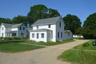 430 N Arch St, Tiskilwa, IL 61368 - Photo 1