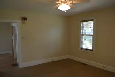 430 N Arch Street, Tiskilwa, IL 61368 - Photo 10
