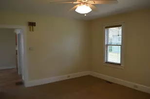 430 N Arch St, Tiskilwa, IL 61368 - Photo 10