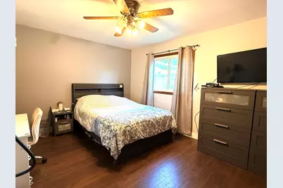550 S Walnut Street, Mundelein, IL 60060 - Photo 10