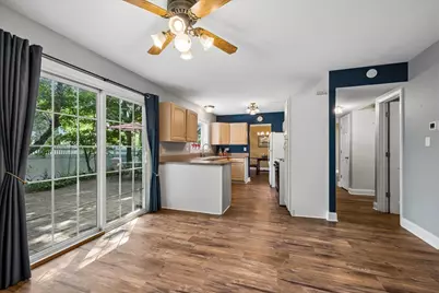 705 Northview Lane, Hoffman Estates, IL 60169 - Photo 8