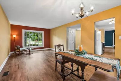 705 Northview Lane, Hoffman Estates, IL 60169 - Photo 6
