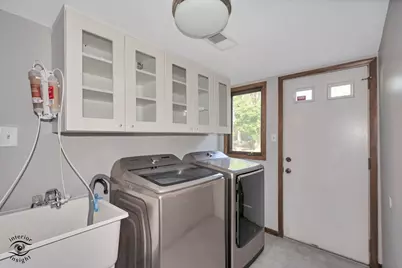 628 Camelot Drive, Burr Ridge, IL 60527 - Photo 22