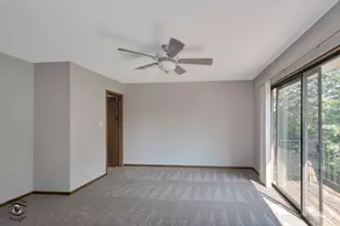 628 Camelot Dr, Burr Ridge, IL 60527 - Photo 12