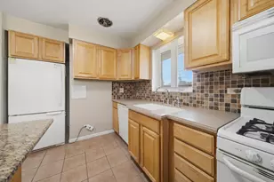 8404 45th St, Lyons, IL 60534 - Photo 14
