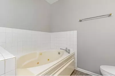 272 Park Ridge Lane #E, Aurora, IL 60504 - Photo 14