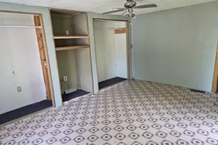 1539 S Bidwell Ave S, Freeport, IL 61032 - Photo 12