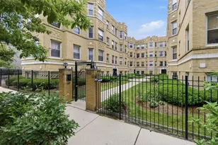 1634 W Columbia Ave, Chicago, IL 60626 - Photo 22