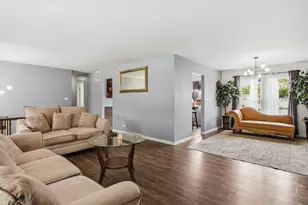 17731 Arlington Dr, Country Club Hills, IL 60478 - Photo 4